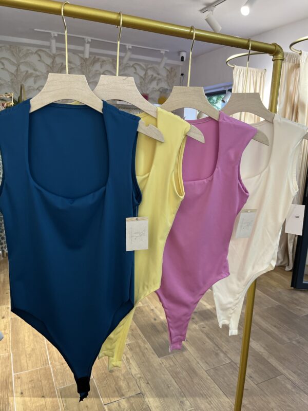 Body Violeta