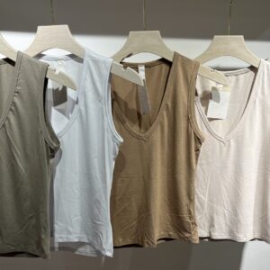 Camiseta básica escote pico