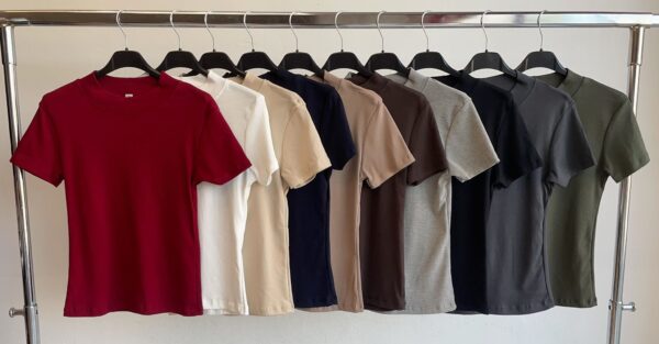 Camiseta zara manga corta - Imagen 2