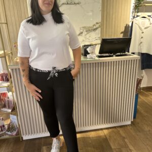Pantalón con pañuelo