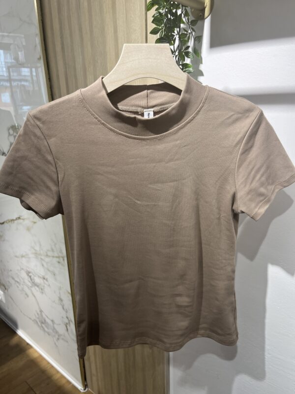 Camiseta zara manga corta - Imagen 7