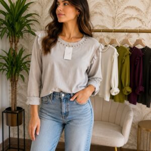Camiseta tachuelas
