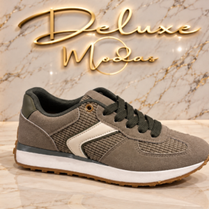 Deportiva verde militar